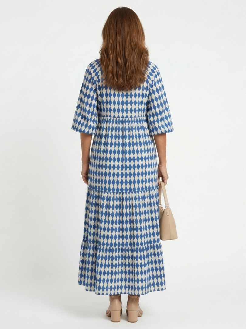 Vestido midi con estampado de diamantes Elodie